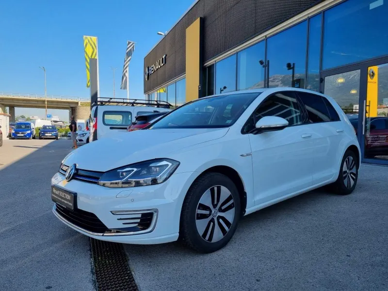 Volkswagen Golf E-GOLF 100 kW/h Image 1