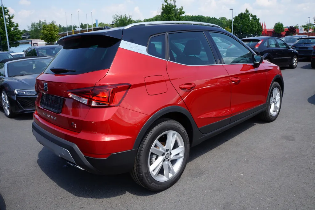 Seat Arona 1.0 TSI DSG FR*NAVI*ACC*LED*DAB*FULL LINK* Image 4